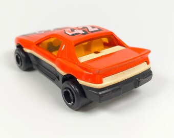 ヴィンテージ マジョレット #206 ポンティアック フィエロ、オレンジ
