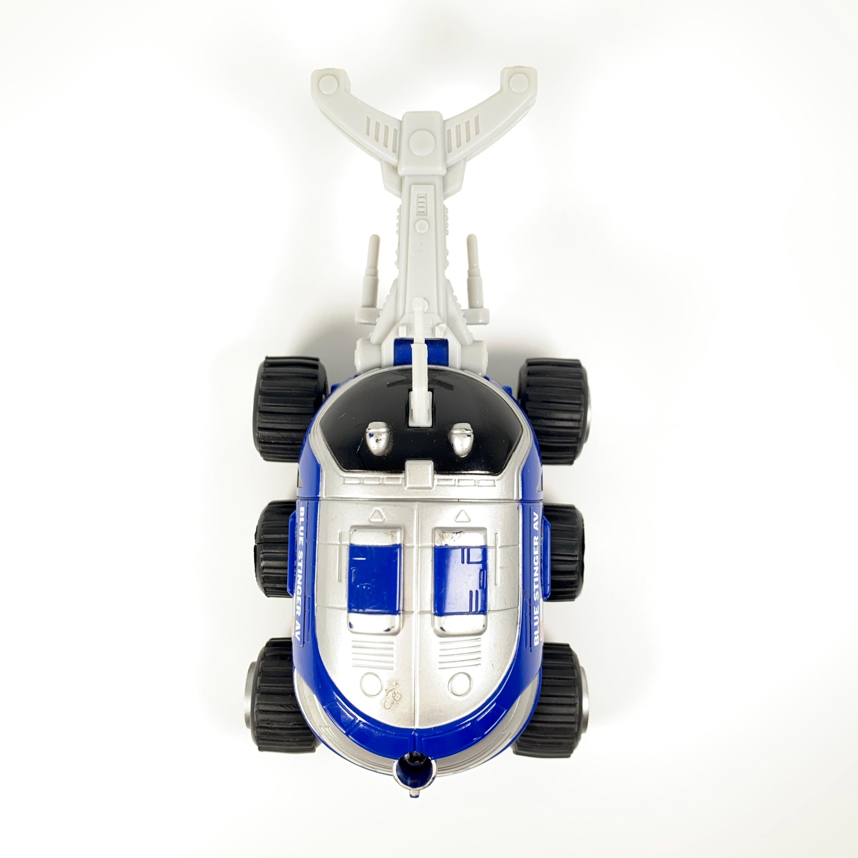 Battery Powered! Vintage 1996 BANDAI Big Bad Beetleborgs Blue