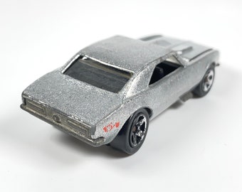 ホットウィール　67 CAMARO レア Vintage 1982 Hot Wheels '67 Chevy Camaro Metallic Silver