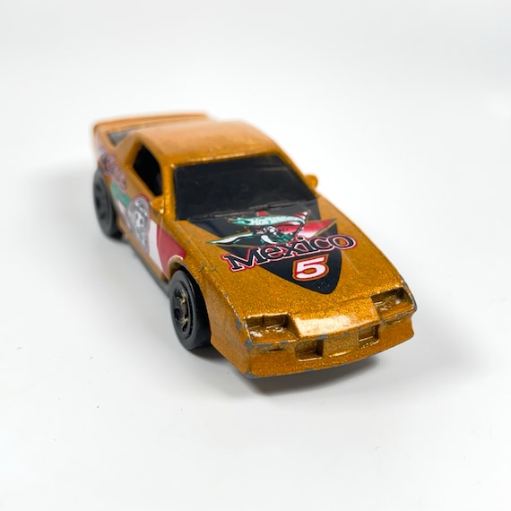 Vintage Hot Wheels 1983 Chevy Camaro Z28 Mexico 5 Metallic Gold 1