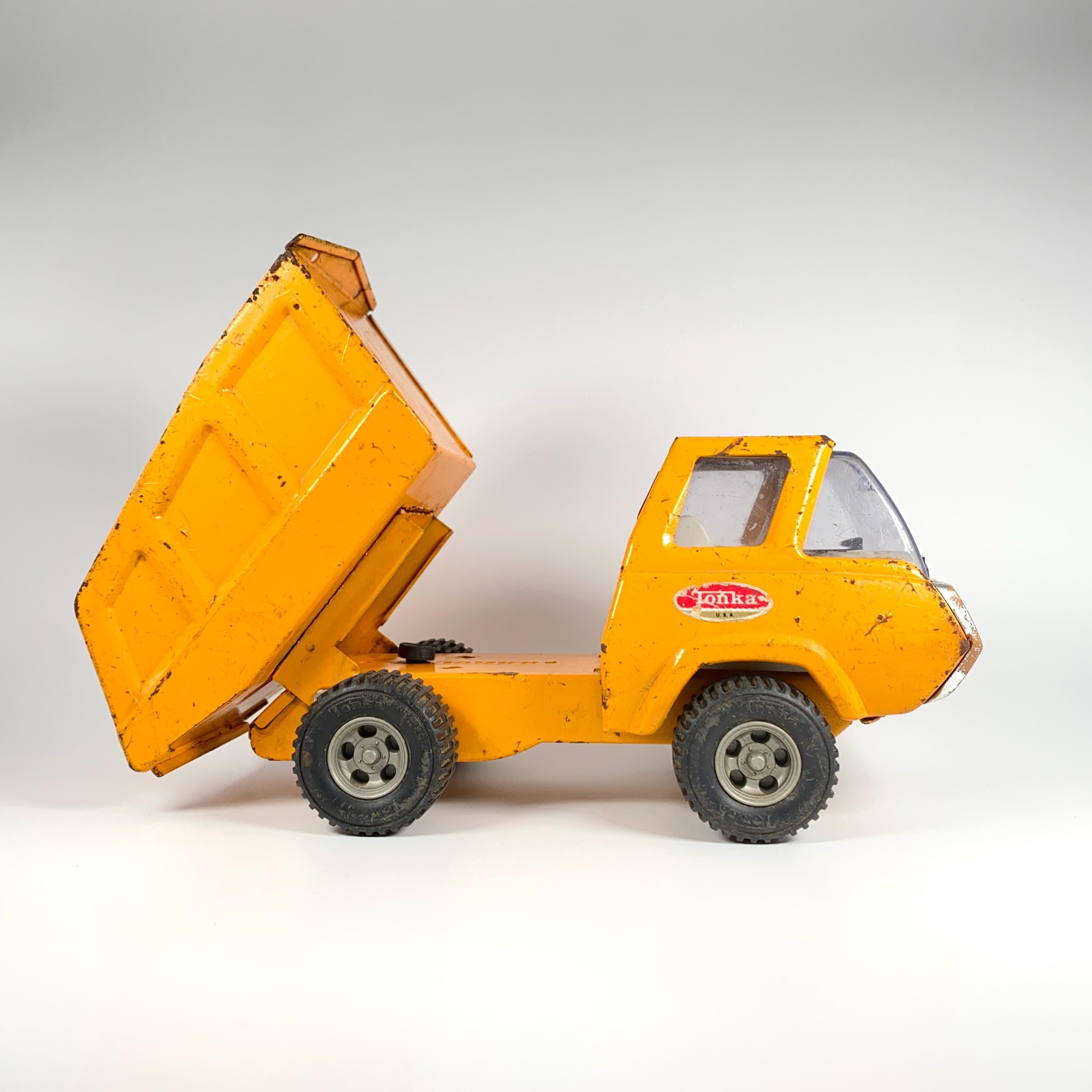 tonka トレーラー　1970〜1980年　ビンテージ tonka トレーラー 1970〜1980年 ビンテージ おもちゃ