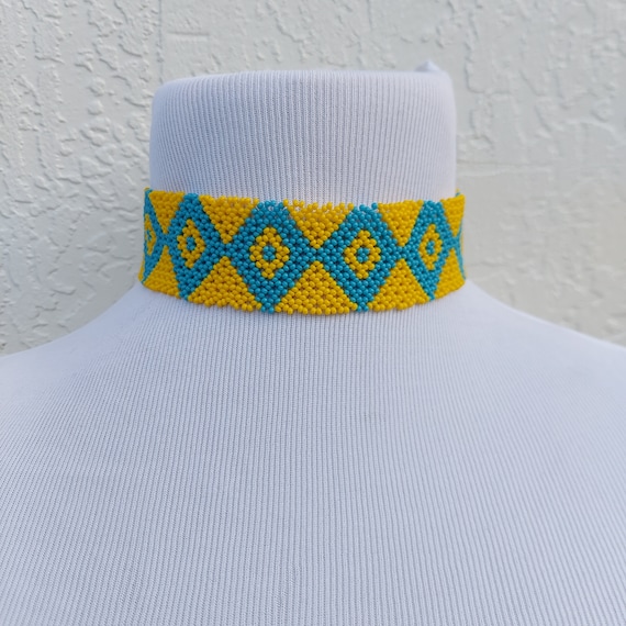 Beaded Zulu Choker necklace. Choker beads.