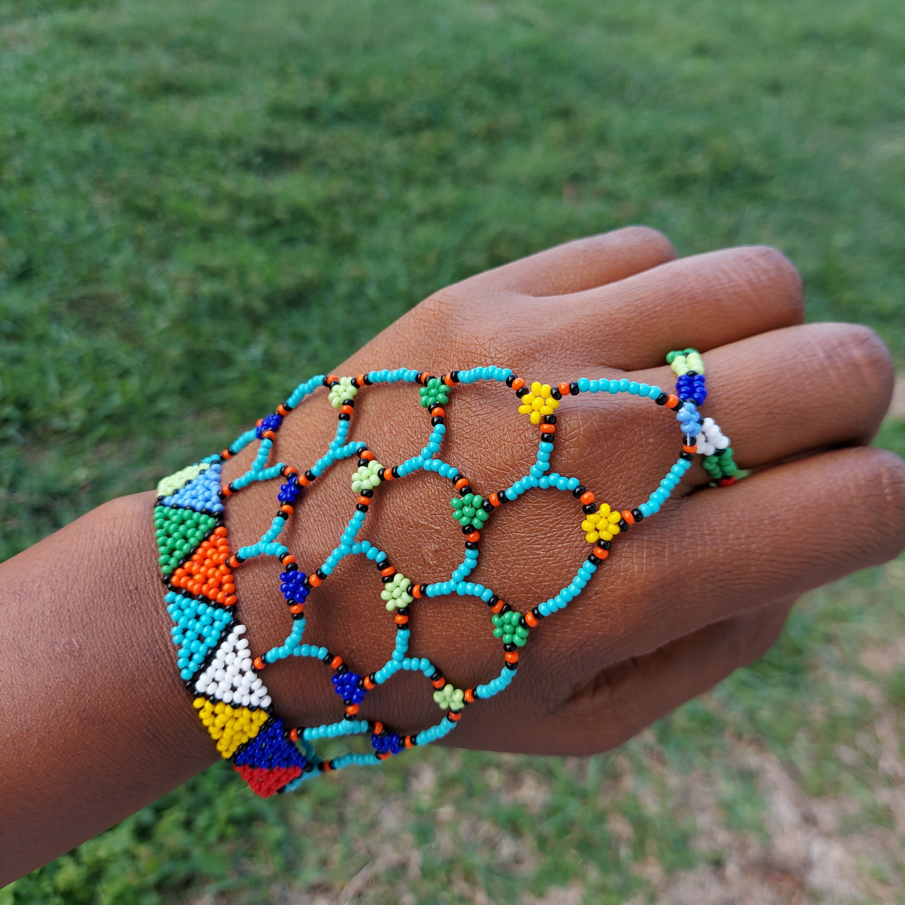 Beaded Zulu Glove bracelet. Tribal Jewelry. Zulu Women Jewelry