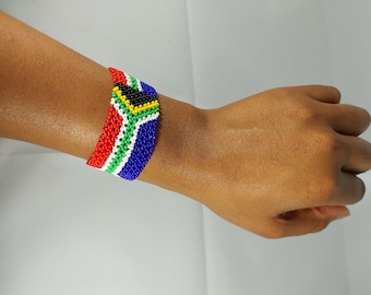Beaded South African Flag wrist band. Beaded bracelets. African bracelet. Unisex