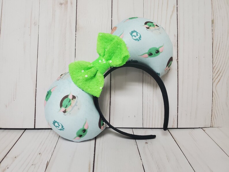 Free Free 189 Mickey Ears Baby Yoda Disney Svg SVG PNG EPS DXF File