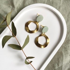Statement earrings mint light green gold | Eucalyptus | hammered | Ring | organic |brass | Drop Earrings | polymer clay | gift girlfriend