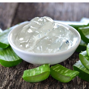ALOE VERA Gel- Organic - Post-Microdermabrasion Moisturizer- Acne/Eczema/Psoriasis/Blemishes - Anti-Aging - Cosmetic Base
