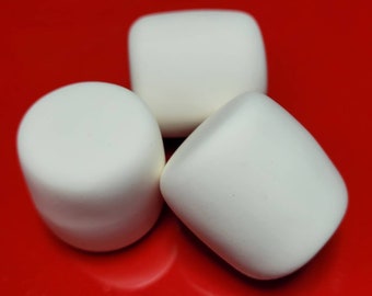 Fake Marshmallows, Faux Jumbo Marshmallows, Great for fake bakes or tiered tray decor