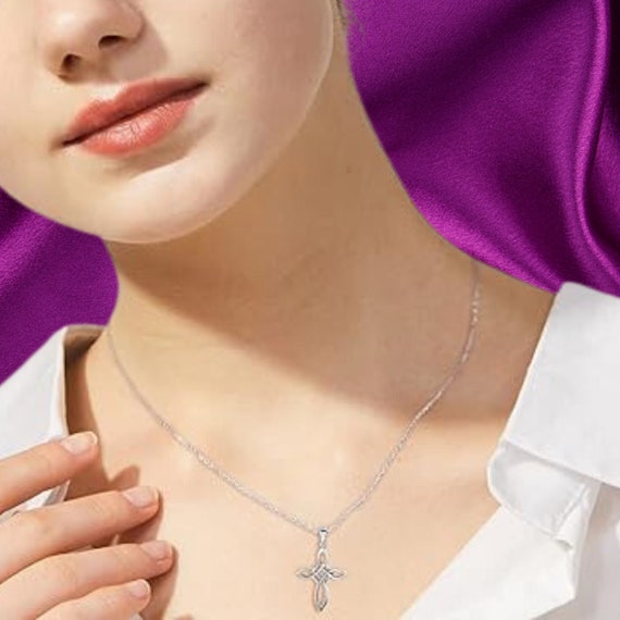 925スターリングシルバーLoveクロスチャームAgapeハート十字架ペンダントネックレス シルバー Religious Jewe 並行輸入品 クロスチャーム、925 スターリングシルバー、ミニアンティークシルバー
