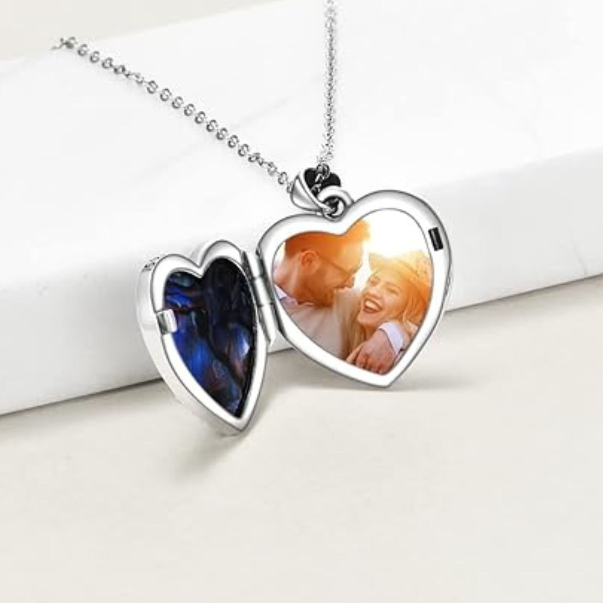 CUOKA MIRACLE Collana da uomo con immagine in argento Sterling 925, con medaglione rotondo, per foto, amuleto, per aprire immagini, gioielli regalo per donne, ragazze, mamma, nonna, medium, Argento