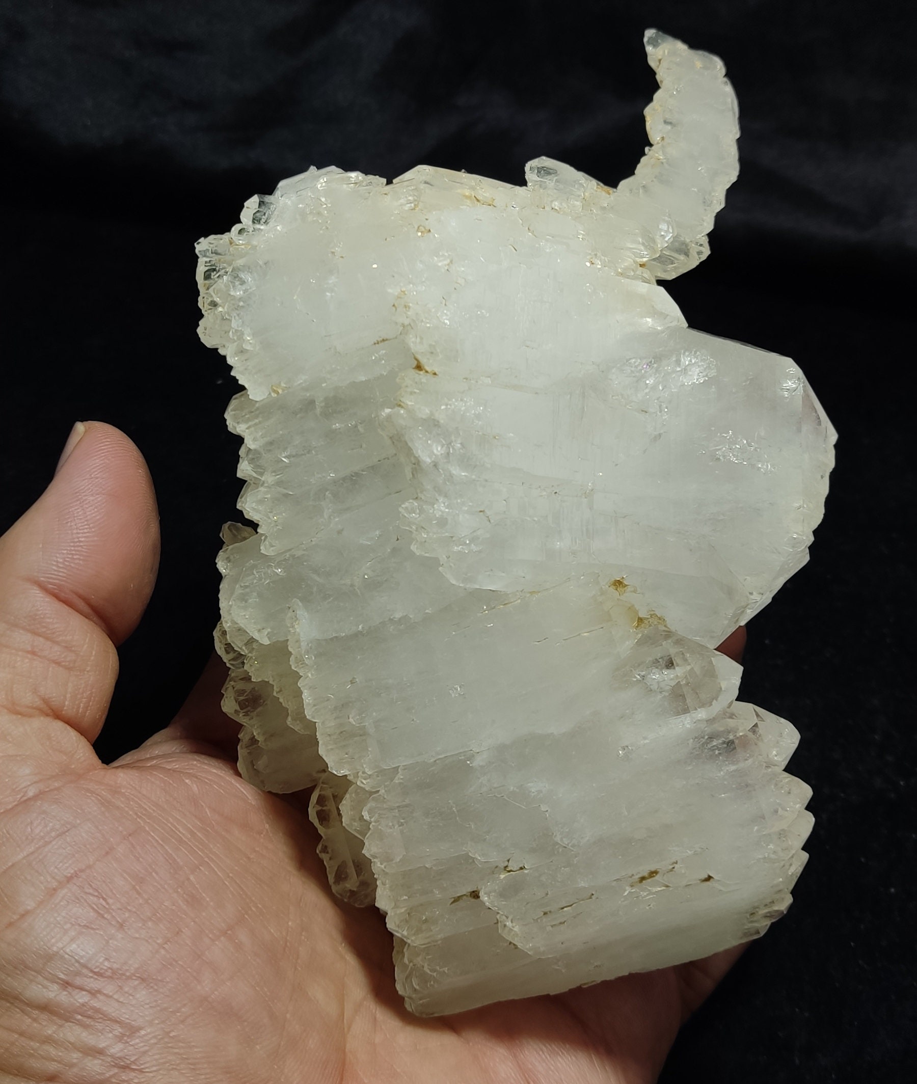 Very Aesthetic Quartz Cluster Cabinet Size Specimen 580 Grams - Etsy
