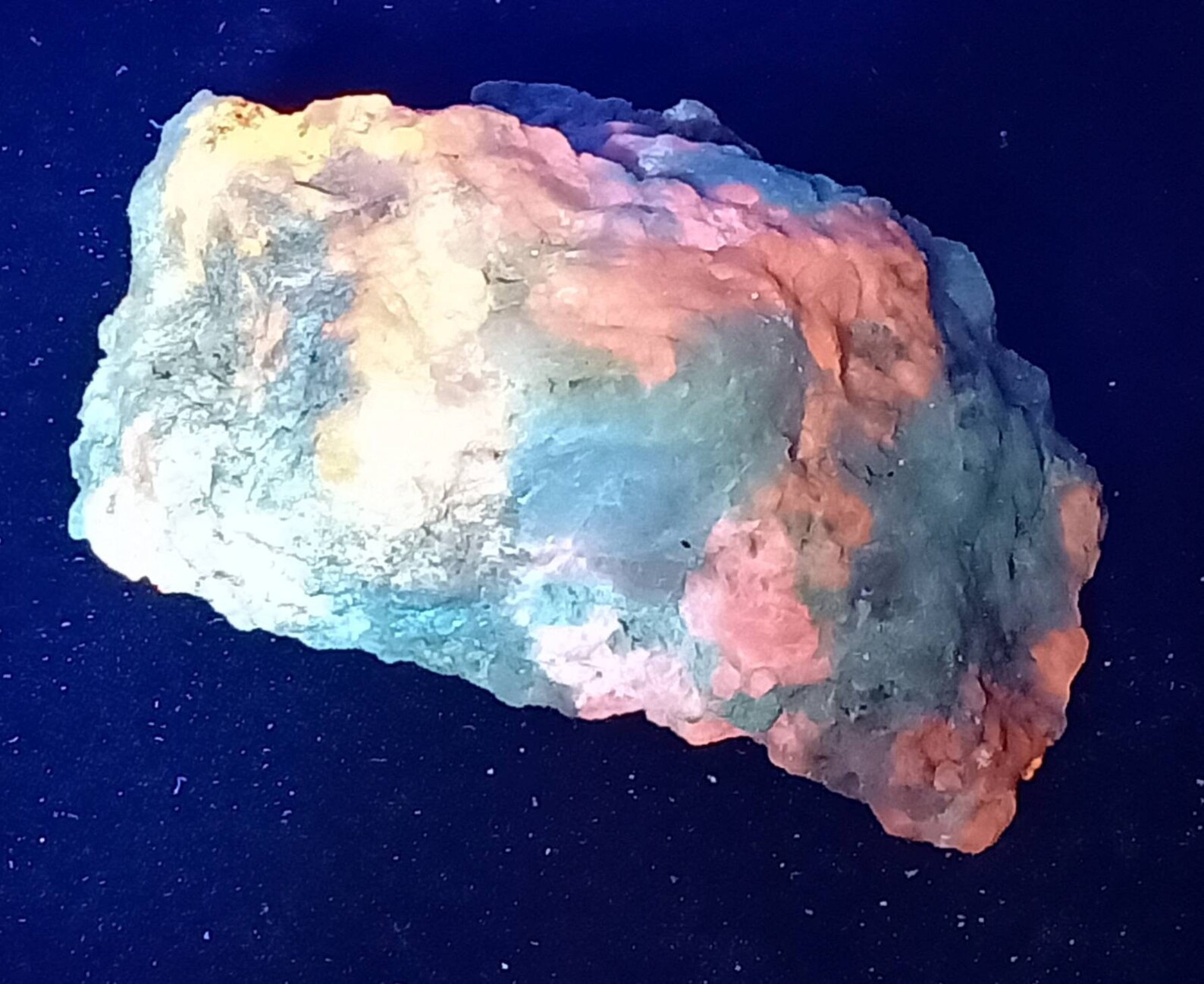 An Amazing Specimen of UV Reactive Tenebrescent Fluorescent | Etsy