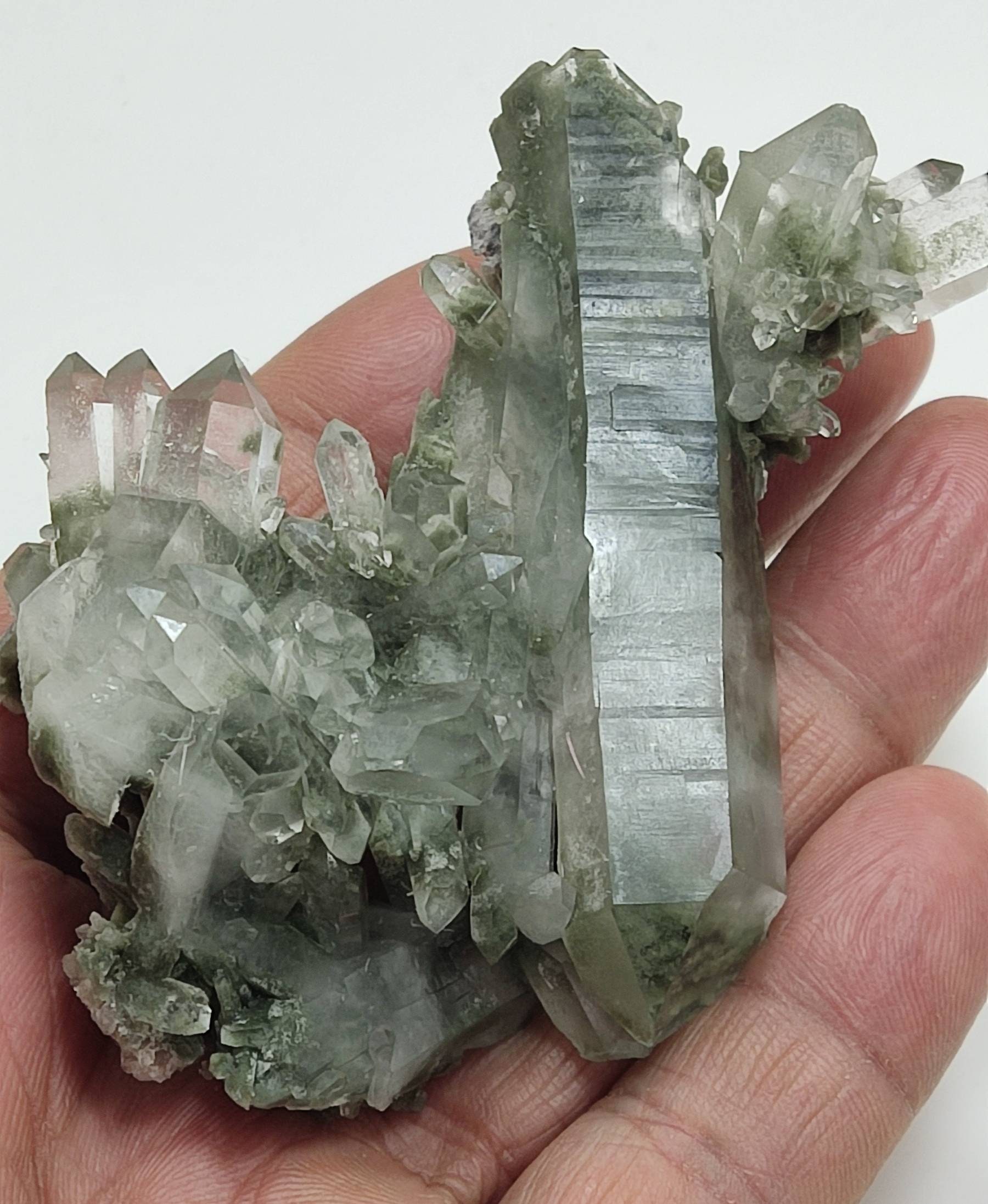 Chlorite Quartz Crystals Cluster 87 Grams Etsy