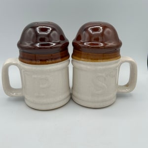 Shakers vintage pour poêle à sel et poivrière en grès