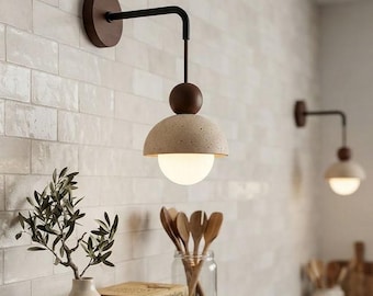 Aplique de pared moderno de madera y vidrio opalino, lámpara de pared minimalista nórdica con forma de globo, luminaria ajustable para mesita de noche, ideal para sala de estar o pasillo.