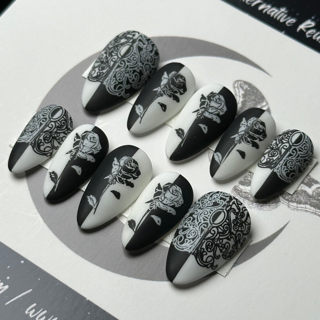PRESS ON NAILS, Gothic Press Ons, Black and White, Rose Nails, Alternative Nails, Goth Nails, Witchy Nails, Reusable False Nails, Glue On - Etsy Japan