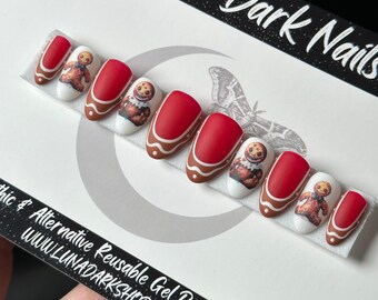 Gingerdead Press On Nails: Spooky Gothic Christmas False Nails