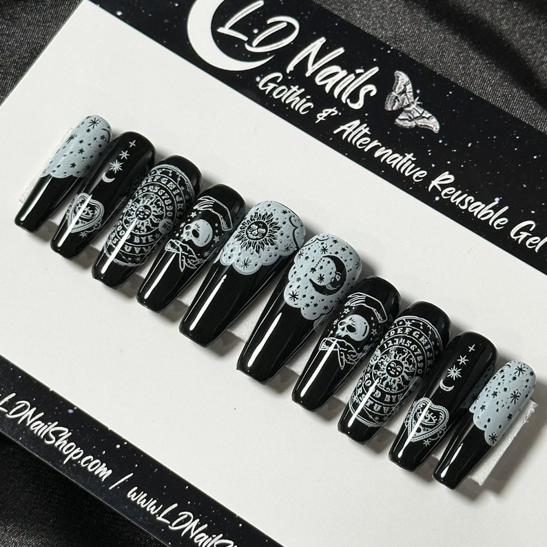 Spirit Board, Ouija Goth Press On Nails, Gothic Halloween Press Ons, Witchy Nails, Spooky Fall Nails, Reusable False Nails, Glue-on Nails image 1