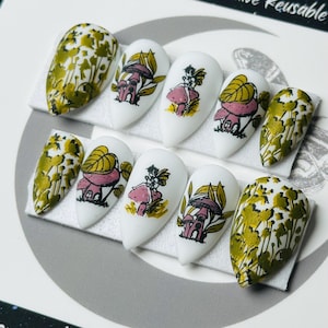 Fae Garden Press On Nails: Witchy Mushroom Fairy Nails