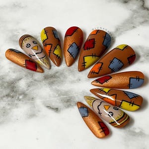 Scarecrow Patchwork Press On Nails: Spooky Fall Reusable False Nails