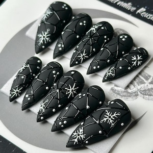 Gothic Christmas Press On Nails, Spooky Spiderweb Nails, Snowflake Nails, Black and White Goth Nails, Stick On Nails, Reusable False Nails