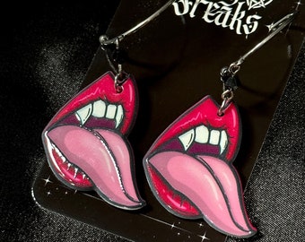 Spooky Vampire Kiss Earrings: Goth Horror Valentine Jewelry