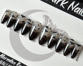 Dizzy Bats Thermal Press On Nails: Halloween Goth Reusable False Nails