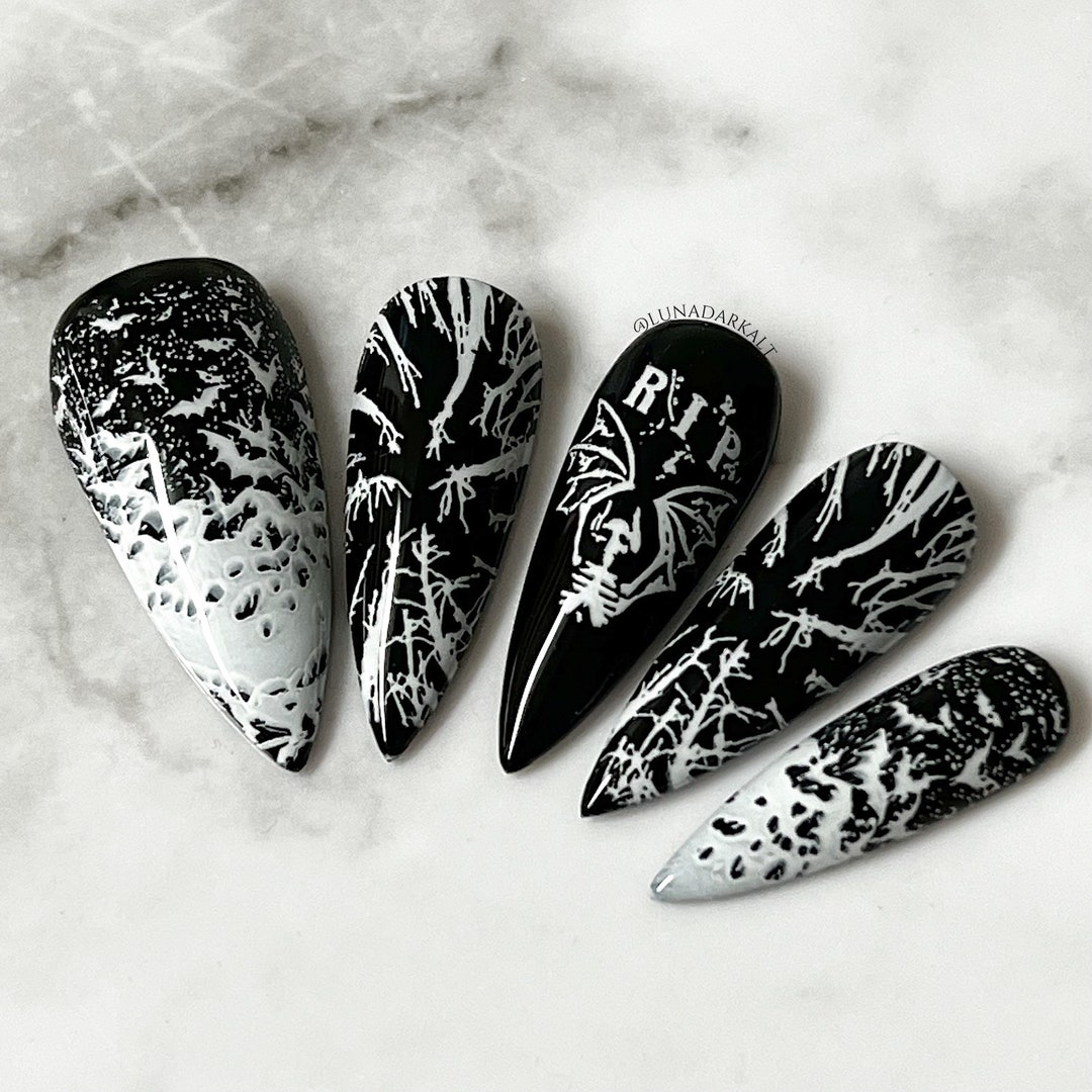 Graveyard Bats Goth Press on Nails Gothic Halloween Press Etsy