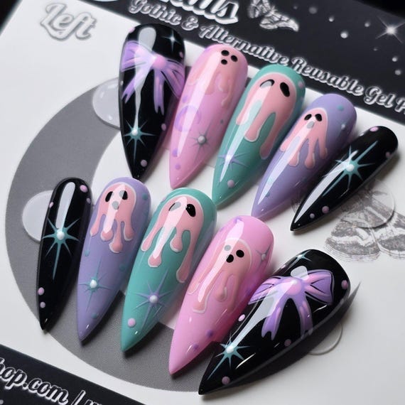 20 Halloween Nail Ideas With Ghosts, Bats and Spooky Details 4 Pastel Ghost Drips