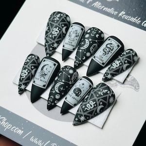 Tarot Luna, Gothic Press On Nails, Gothic Halloween Press Ons, Witchy Nails, Spooky Fall Nails, Reusable False Nails, Glue-on Nails