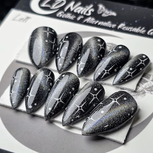 Starry Cat Eye Press On Nails: Black & Silver Witchy False Nails