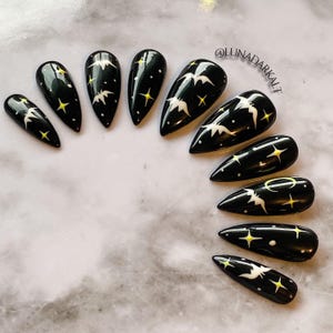 Goth Bat and Stars Press On Nails: Spooky Halloween False Nails