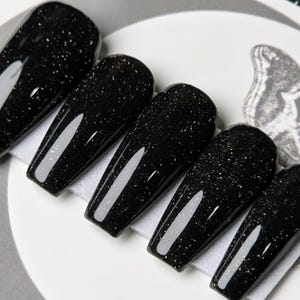 Black Diamond Glitter Press On Nails: Gothic Witchy False Nails