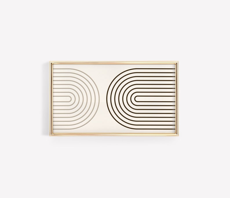 K&ouml;nnte beinhalten: Ein gerahmter Kunstdruck mit minimalistischem Design. Das Kunstwerk zeigt zwei halbkreisf&ouml;rmige Muster aus parallelen Linien. Ein Muster ist in Graut&ouml;nen gehalten, das andere ist schwarz. Der Rahmen ist goldfarben.
