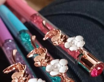 Flower Pen with crystals.
