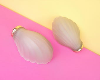 Vintage French art deco pair of frosted glass shell wall sconce lamps; 1980s regency postmodern flush light with gold metal mount