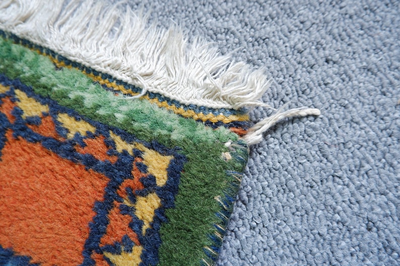 Vintage Woven Textile Green Wool Rug, Kilim Indian Style Mcm Boho Home