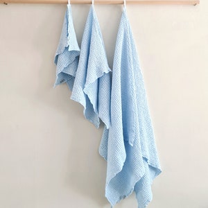 Linen waffle bath towel, bath towel set, white linen bath sheet READY TO SHIP Light blue