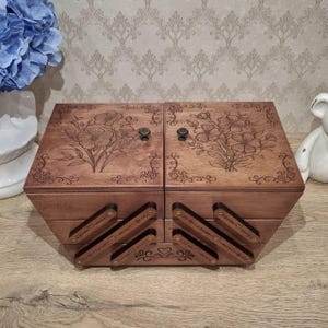 Personalized Wooden Jewelry Box – Handmade Rustic Keepsake – Gift for Her, Mom, Wife – Anniversary, Wedding, Christmas Jewelry Organizer