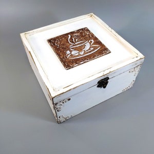 Personalized Wooden tea box. Engraved tea chest can be a nice gift. Tea Storage Box, Tea Bag Organizer, Gifts For Her, Gifts For Mom,Tea Box