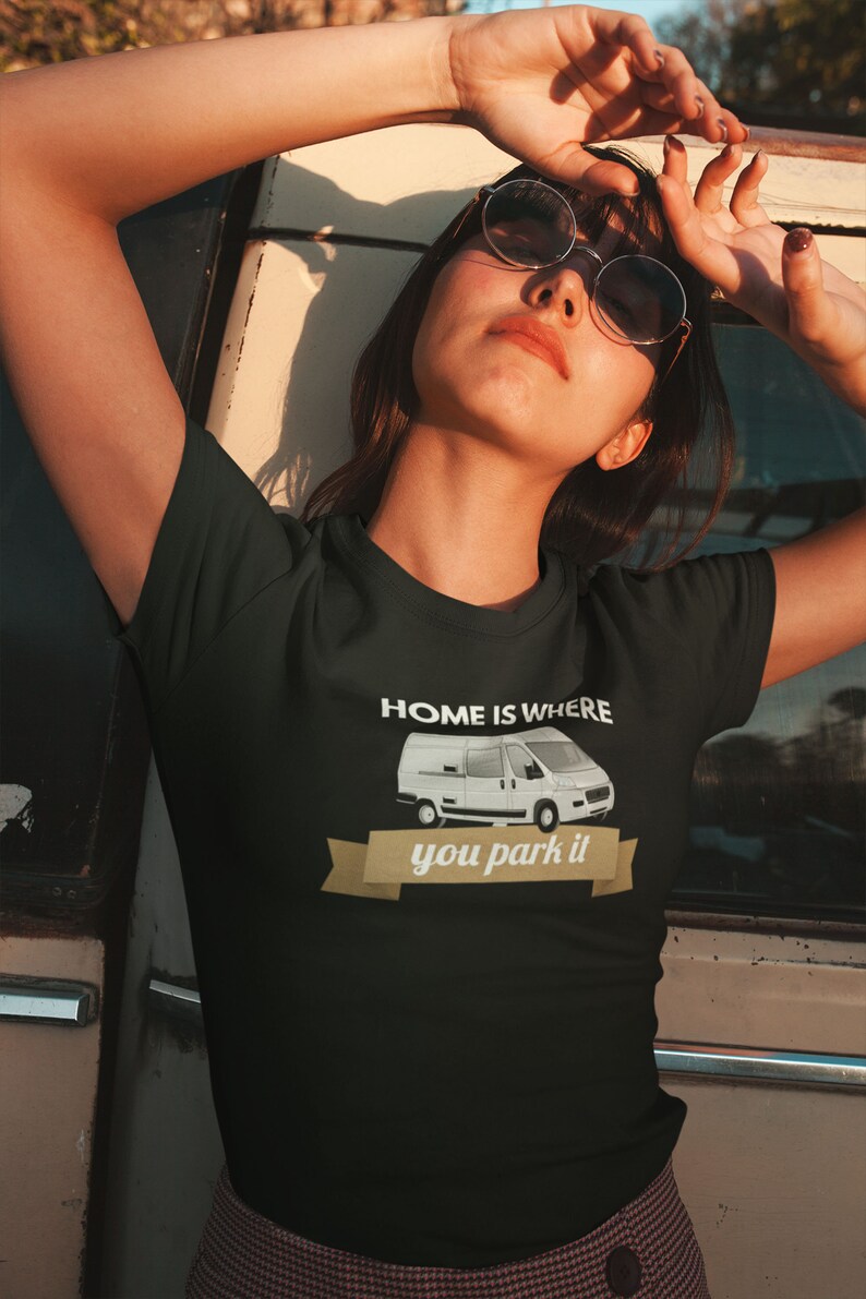 HOME IS WHERE YOU PARK IT 写真集 VAN LIFE HOME IS WHERE YOU PARK IT 写真集 VAN LIFE
