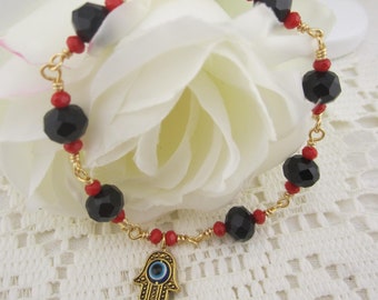 Wired Linked Charm Bracelet (Black and Red)