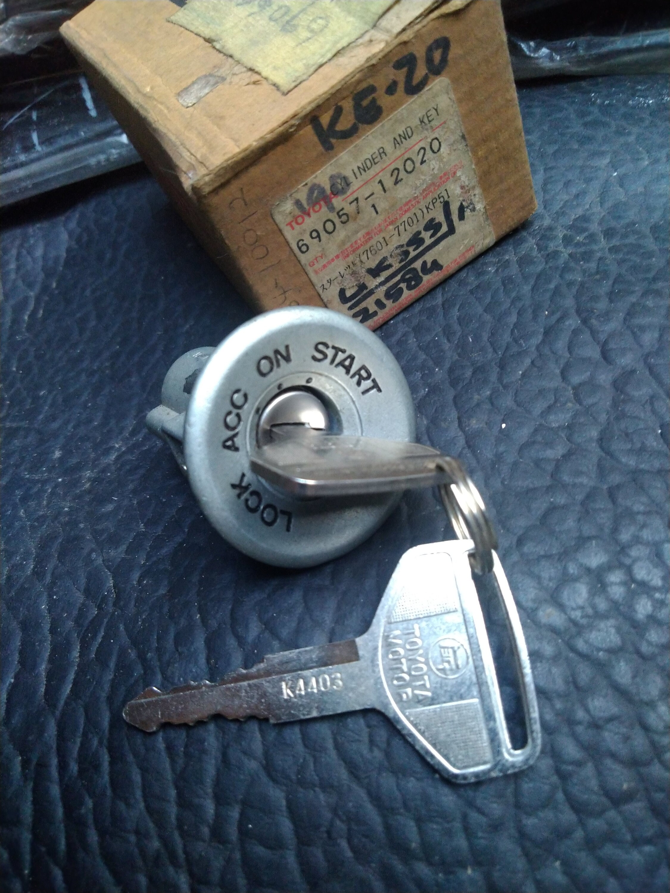 Ignition Key Original Toyota Corolla Ke20 NOS Japan Not Ke72 Ke75