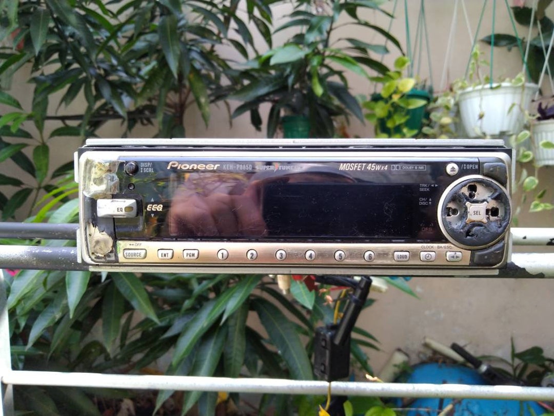 Old School Car Audio Pioneer Tape Cassette Head Unit Not