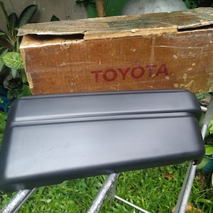 Rear extension bumper Toyota Corolla ke70 NOS Japan RL