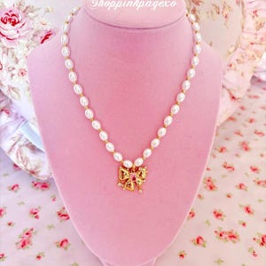 Coquette vintage gold and pink BOW pearl necklace.