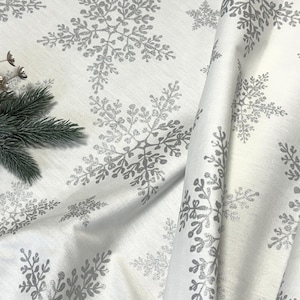 Christmas tablecloth Snowflakes Silver on white background Round Rectangle tablecloth Table decor