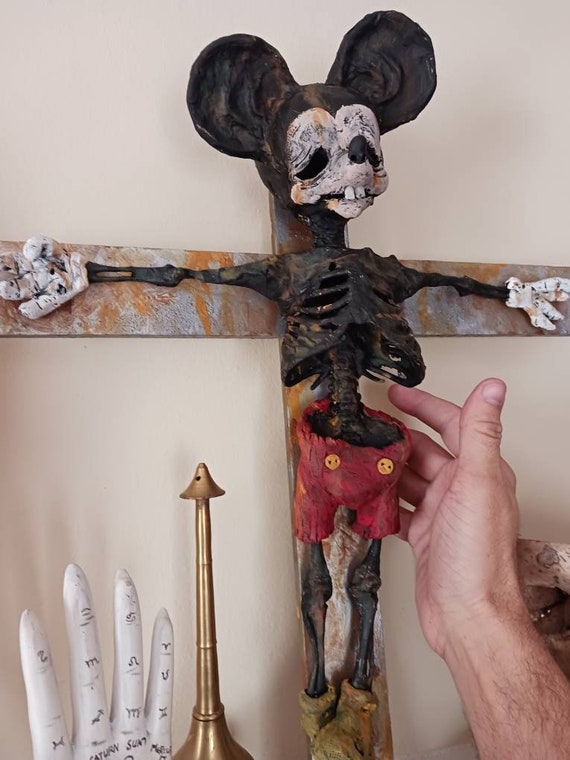 ネズミのキリストの呪われた十字架の彫刻 - Etsy 日本