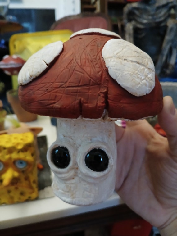 スーパーマリオのキノコ彫刻 - Etsy 日本