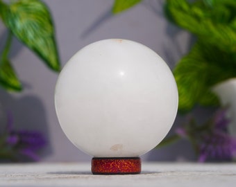 大型白翡翠球（65mm）：ヒーリングクリスタル、瞑想ツール - Etsy 日本